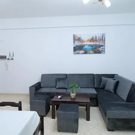 아파트 Ernest Sarandë