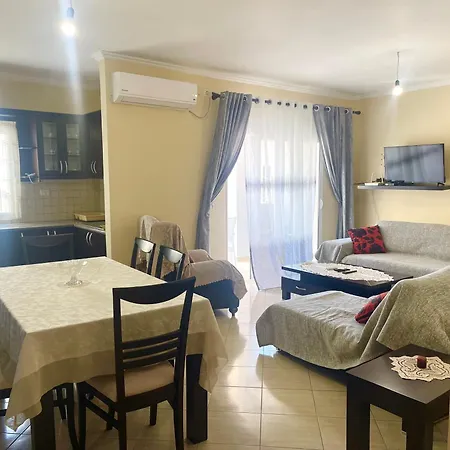 Ernest * Sarandë