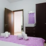Ernest Apartment Sarandë