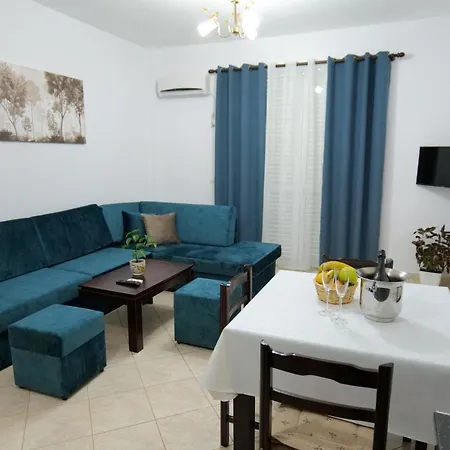 Apartment Ernest Sarande