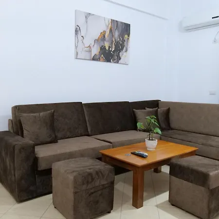 Apartment Ernest Sarande