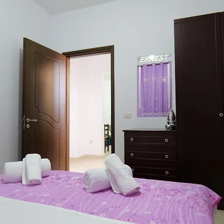 Ernest Appartamento Sarandë