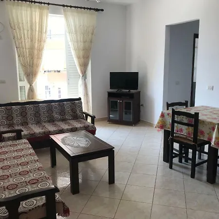 Ernest Apartment *